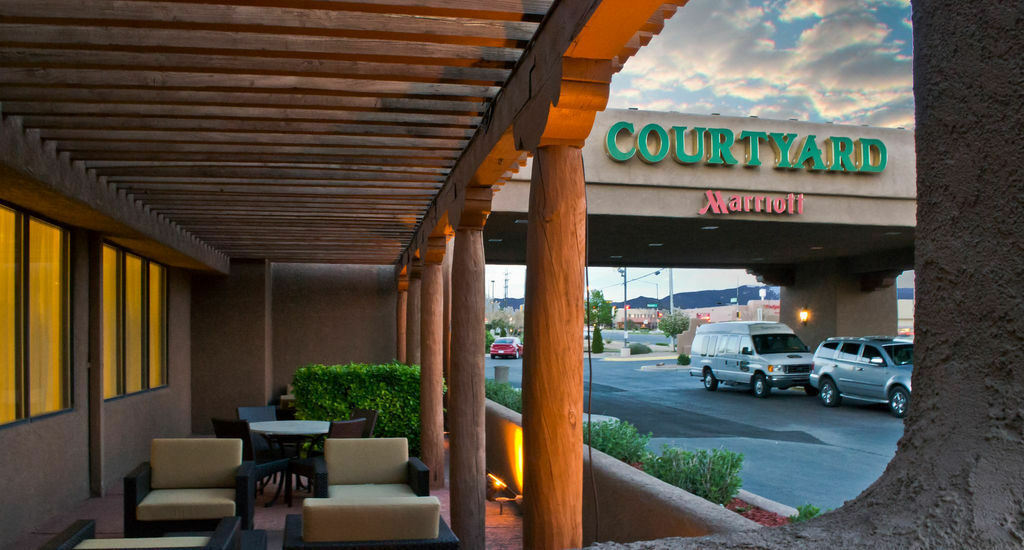 Hotel Courtyard Santa Fe Zewnętrze zdjęcie